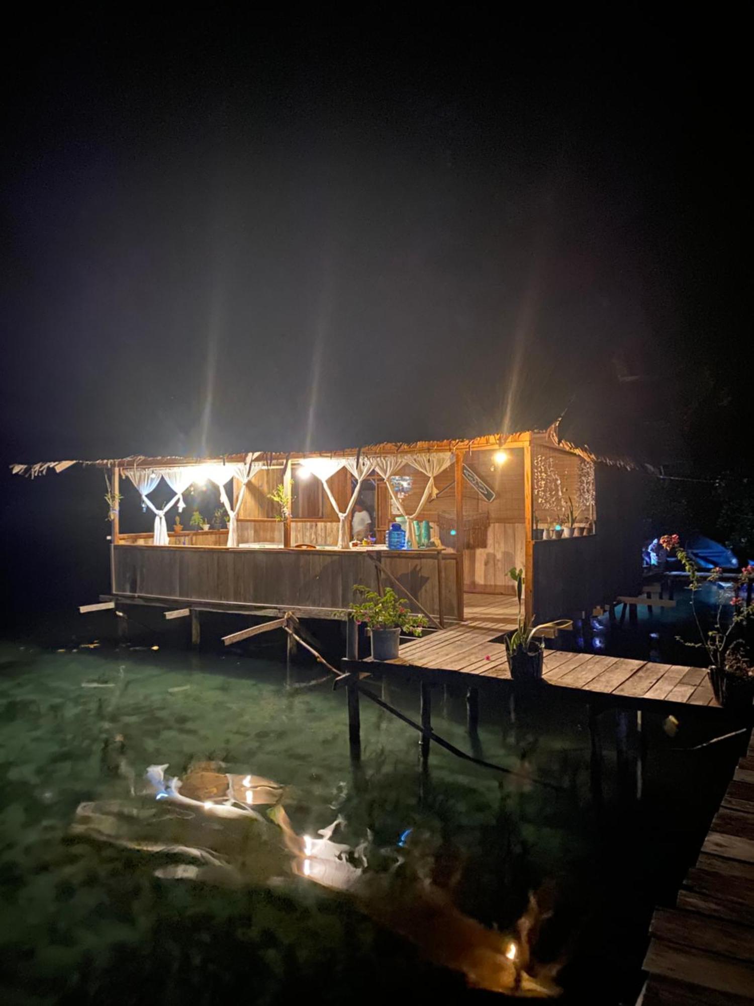 Nyanse Homestay - Raja Ampat Besir Exterior foto