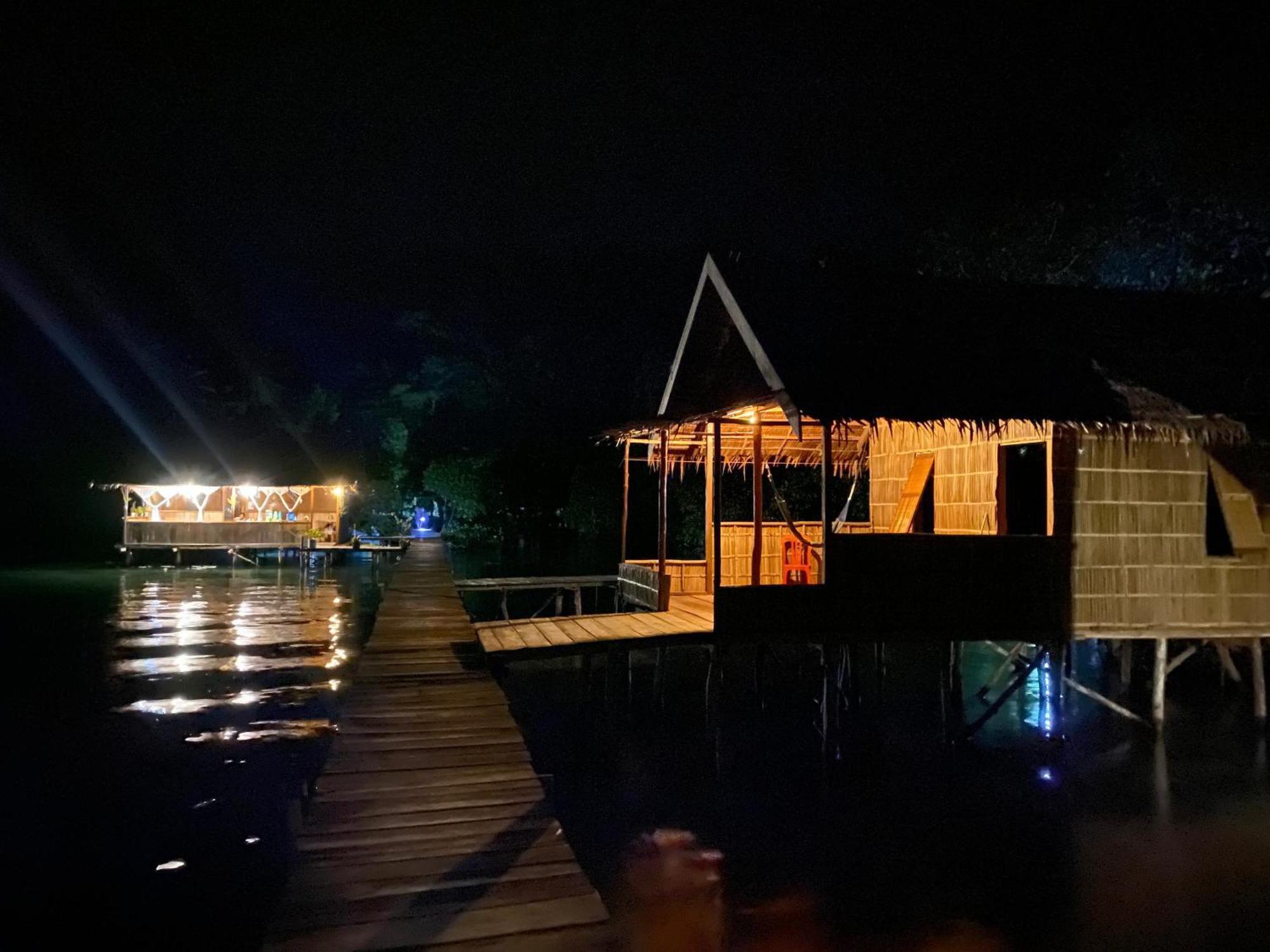 Nyanse Homestay - Raja Ampat Besir Exterior foto